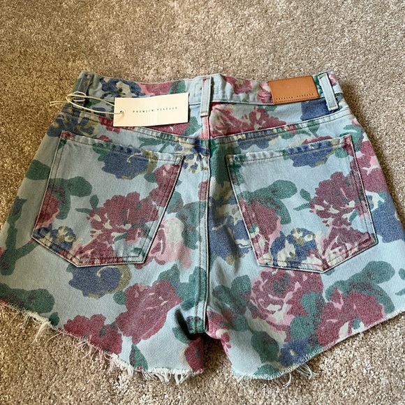 Citizens of humanity shorts - Picture 2 of 4